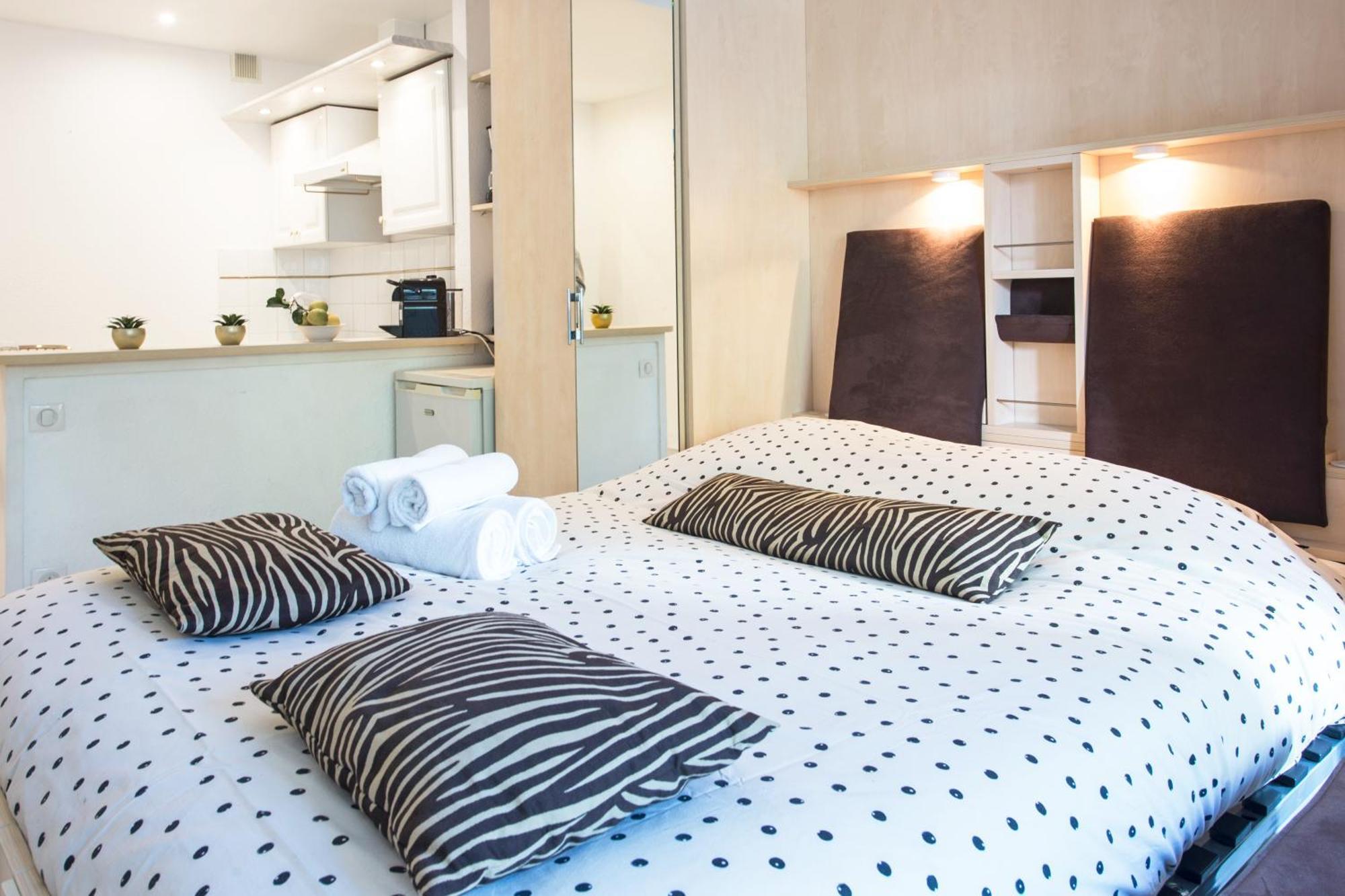 Cosy Studio - Residence Front De Mer - Menton Luaran gambar