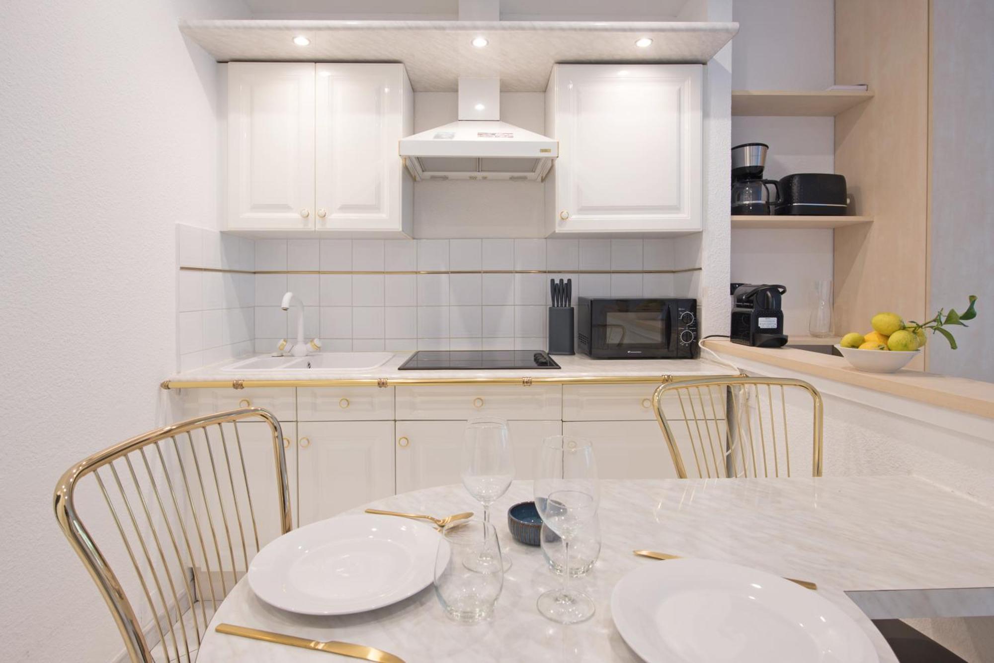 Cosy Studio - Residence Front De Mer - Menton Luaran gambar